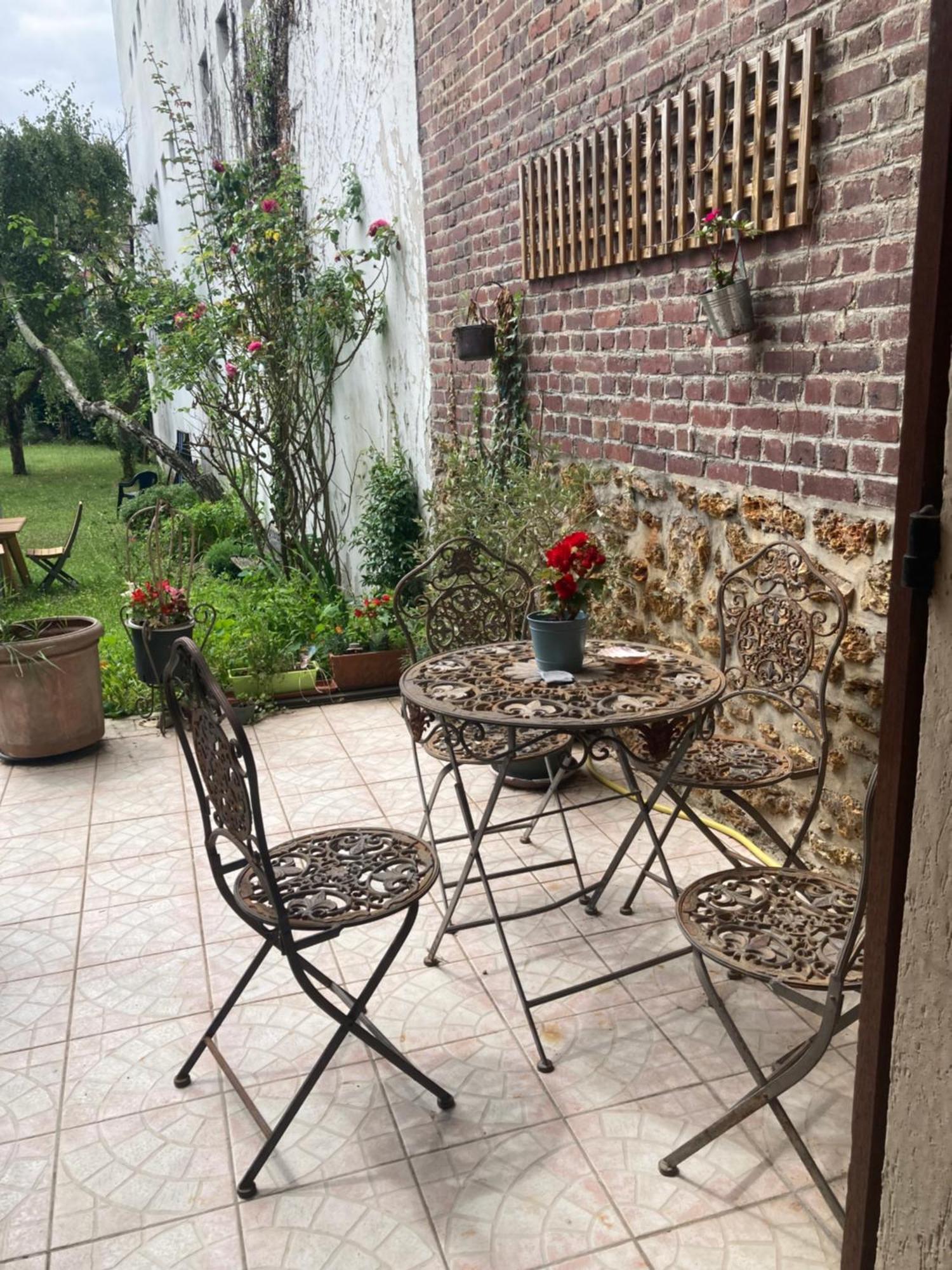 Studio Avec Terrasse Sur Jardin Фонтене-су-Буа Экстерьер фото